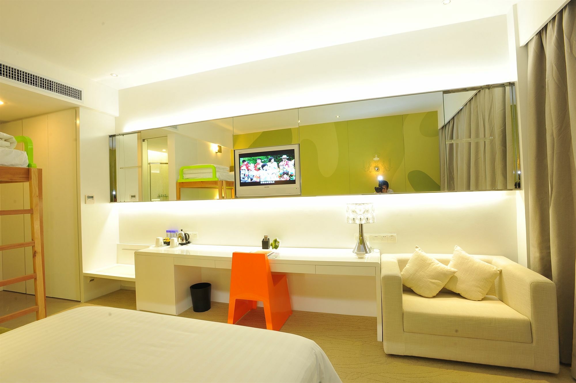 Otique Aqua Hotel Shenzhen Bagian luar foto